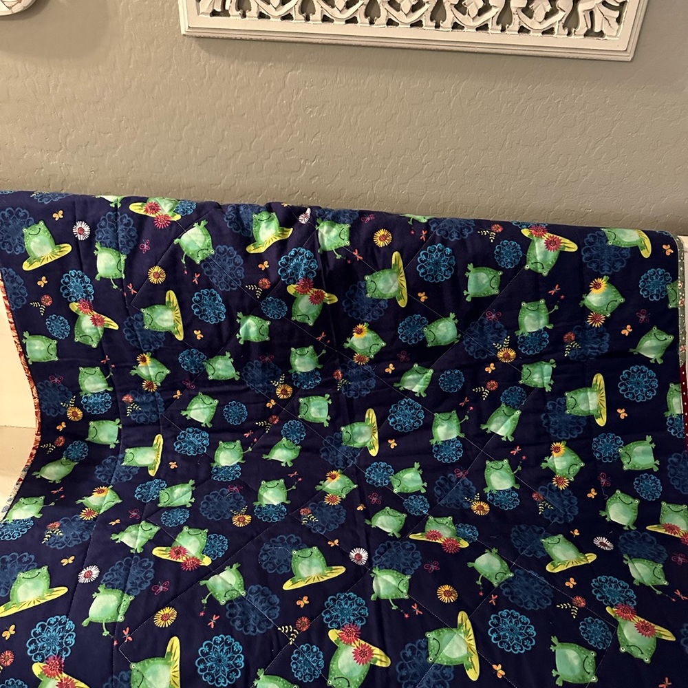Homemade Quilt Frog Design - Picture 4 of 9